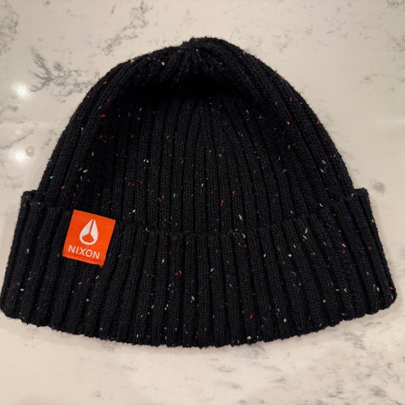 Nixon Timmy Beanie - Picture 1 of 2